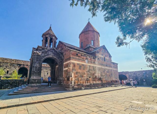 Pelerinaj la Mănăstirea Khor Virap din Armenia, locul de nevoință al Sfântului Ierarh Grigorie Luminătorul