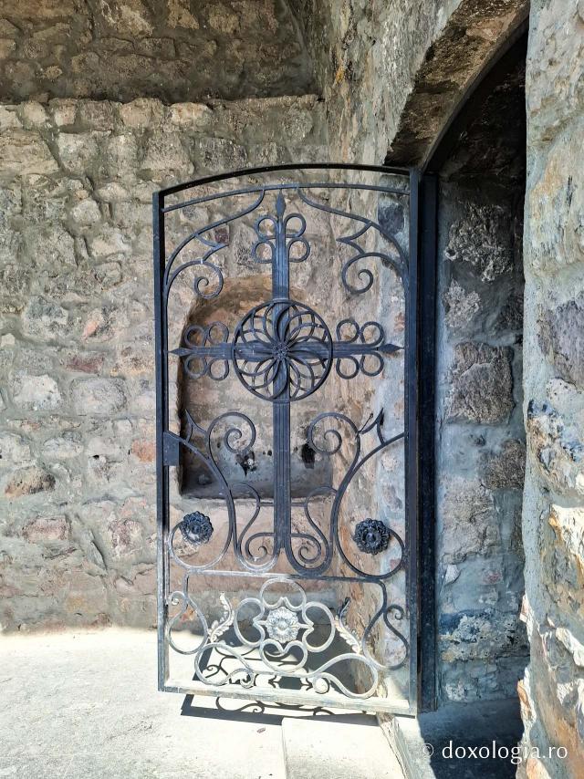 Pelerinaj la Mănăstirea Khor Virap din Armenia, locul de nevoință al Sfântului Ierarh Grigorie Luminătorul