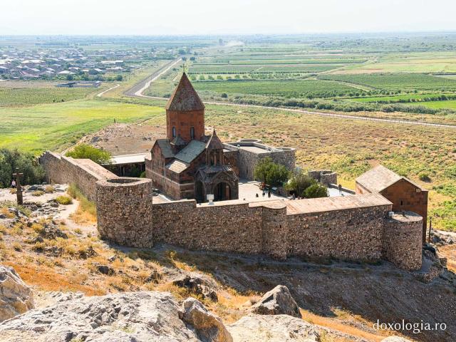 Pelerinaj la Mănăstirea Khor Virap din Armenia, locul de nevoință al Sfântului Ierarh Grigorie Luminătorul