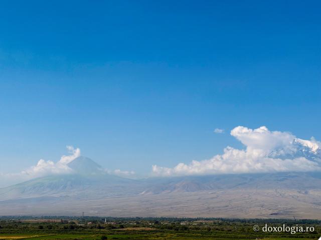 Pelerinaj la Mănăstirea Khor Virap din Armenia, locul de nevoință al Sfântului Ierarh Grigorie Luminătorul
