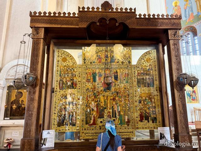 O fărâmă de cer – icoanele Catedralei Sameba din Tbilisi