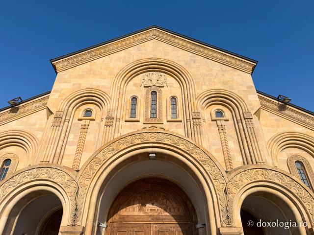 O fărâmă de cer – icoanele Catedralei Sameba din Tbilisi