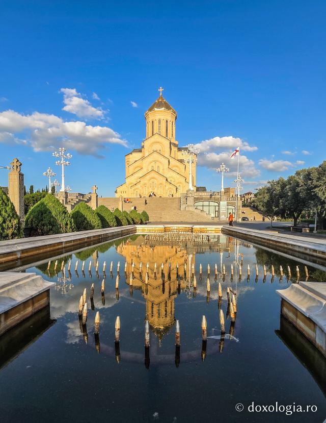 O fărâmă de cer – icoanele Catedralei Sameba din Tbilisi
