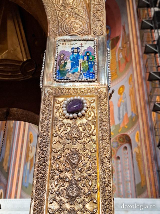 O fărâmă de cer – icoanele Catedralei Sameba din Tbilisi