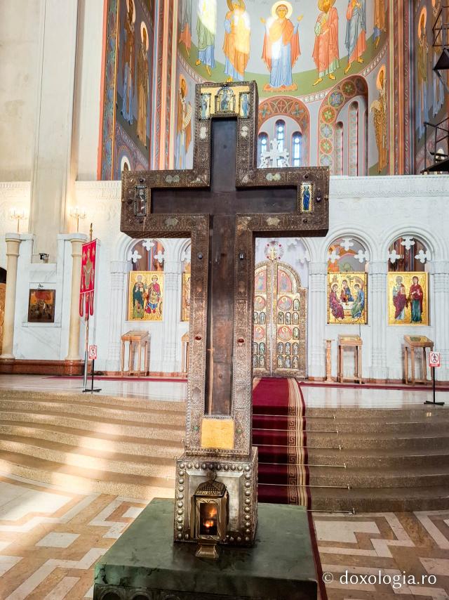 O fărâmă de cer – icoanele Catedralei Sameba din Tbilisi