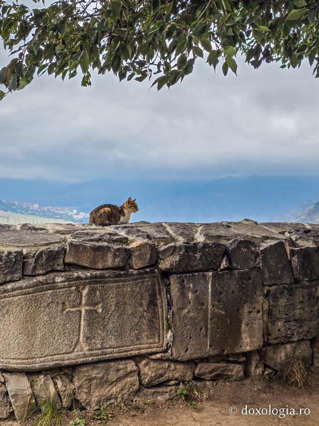 Armenia, țara crucilor sculptate în piatră