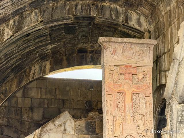 Armenia, țara crucilor sculptate în piatră