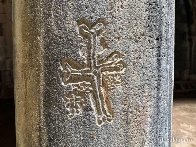 Armenia, țara crucilor sculptate în piatră
