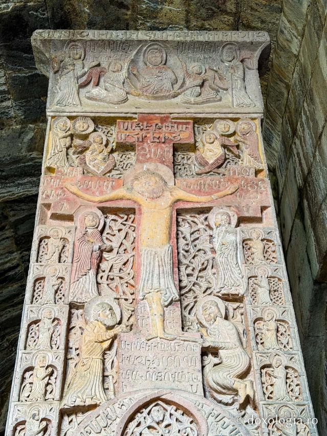 Armenia, țara crucilor sculptate în piatră