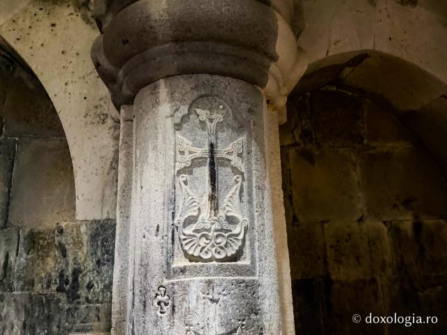 Armenia, țara crucilor sculptate în piatră