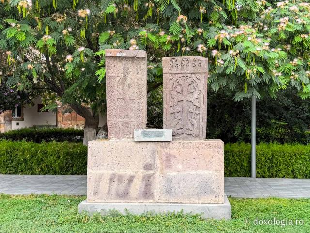 Armenia, țara crucilor sculptate în piatră