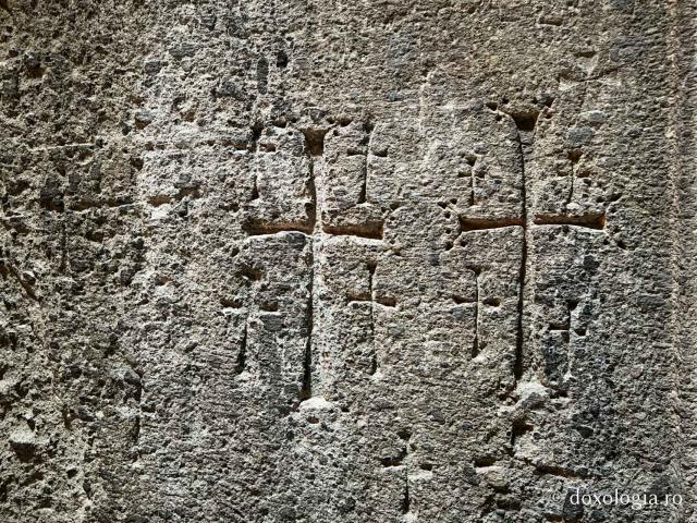 Armenia, țara crucilor sculptate în piatră