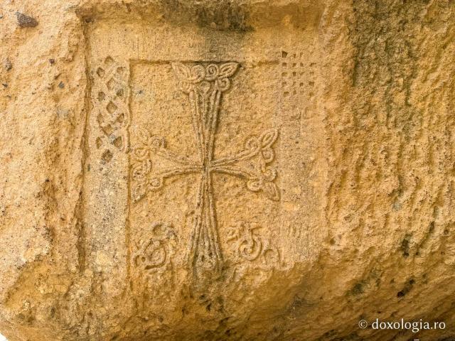 Armenia, țara crucilor sculptate în piatră