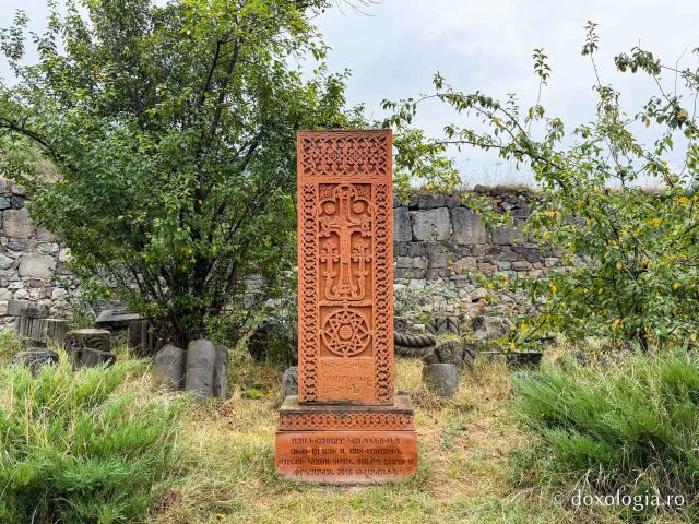 Armenia, țara crucilor sculptate în piatră