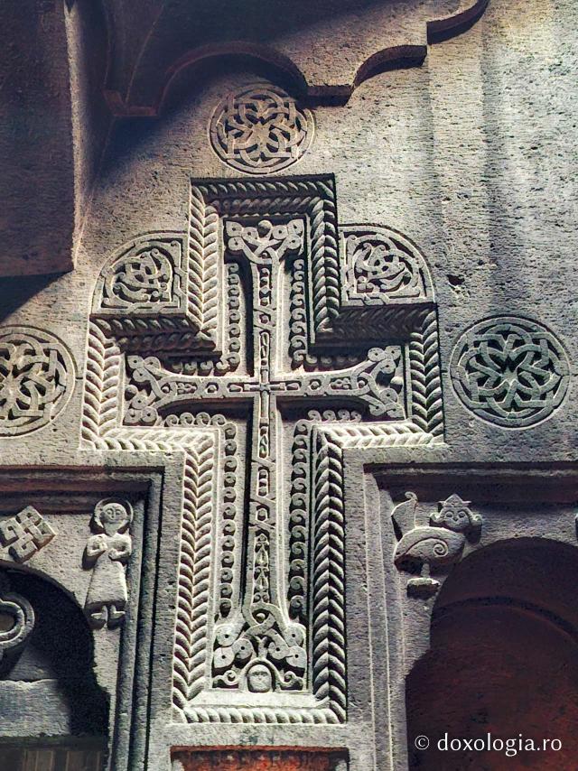 Armenia, țara crucilor sculptate în piatră