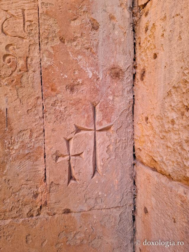 Armenia, țara crucilor sculptate în piatră