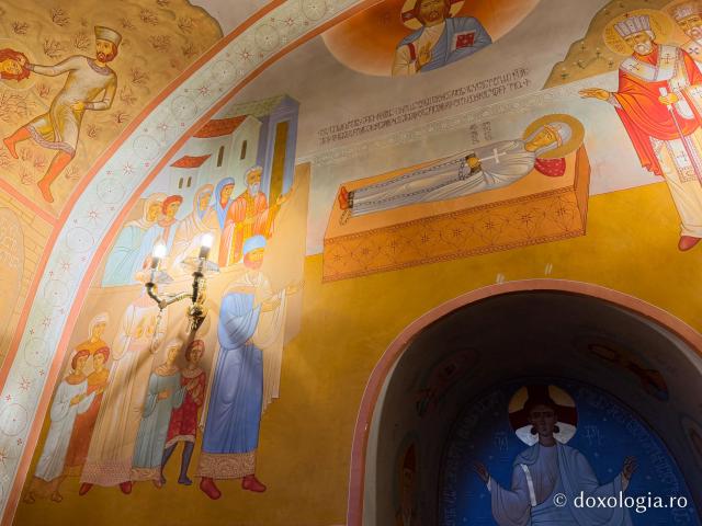 Închinare la mormântul Sfintei Mucenițe Suzana, regina Georgiei