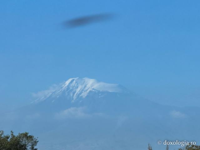 Ararat – muntele pe care potrivit mărturiei biblice s-a odihnit Arca lui Noe