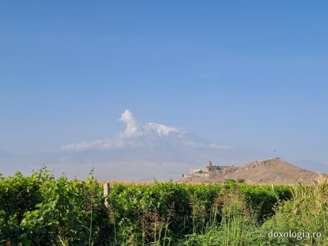 Ararat – muntele pe care potrivit mărturiei biblice s-a odihnit Arca lui Noe