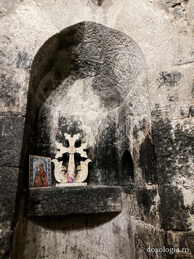  În adâncurile Khor Virapului, locul întemnițării Sfântului Ierarh Grigorie Luminătorul