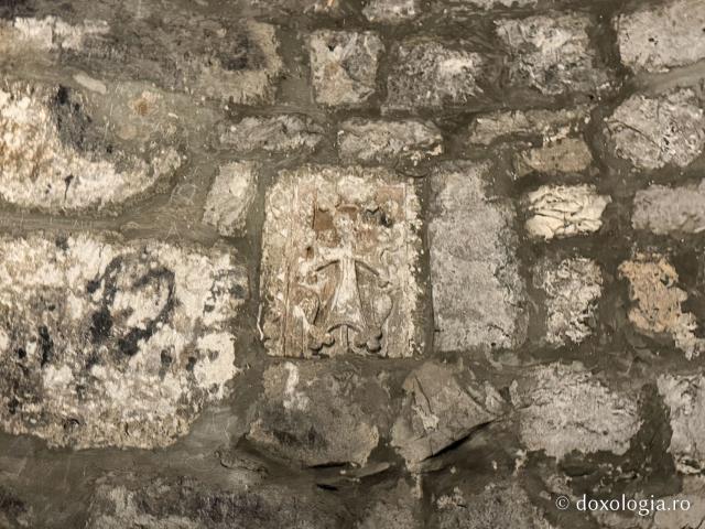 În adâncurile Khor Virapului, locul întemnițării Sfântului Ierarh Grigorie Luminătorul