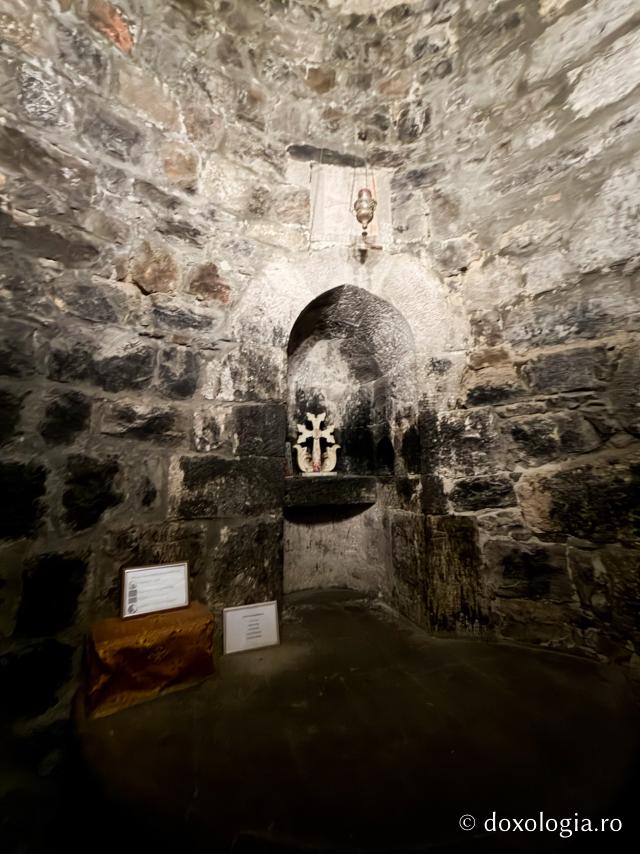 În adâncurile Khor Virapului, locul întemnițării Sfântului Ierarh Grigorie Luminătorul