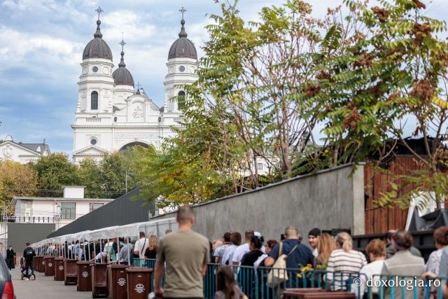 Jurnal de pelerin la Sfânta Cuvioasă Parascheva – Ziua a II-a, 9 octombrie 2026