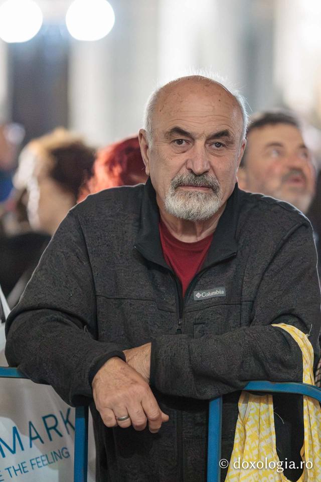 Noapte de Înviere în Iași: Pelerinaj pe Calea Sfinților Parascheva și Paisie de la Sihăstria