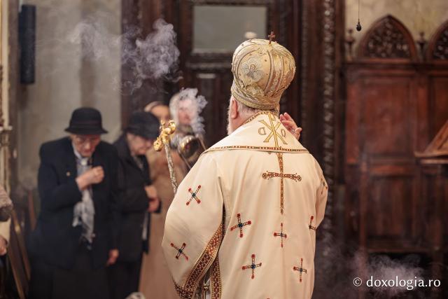 PS Visarion, Episcopul Tulcii, a slujit Sfânta Liturghie la Catedrala Mitropolitană din Iași în cea de-a patra zi de pelerinaj