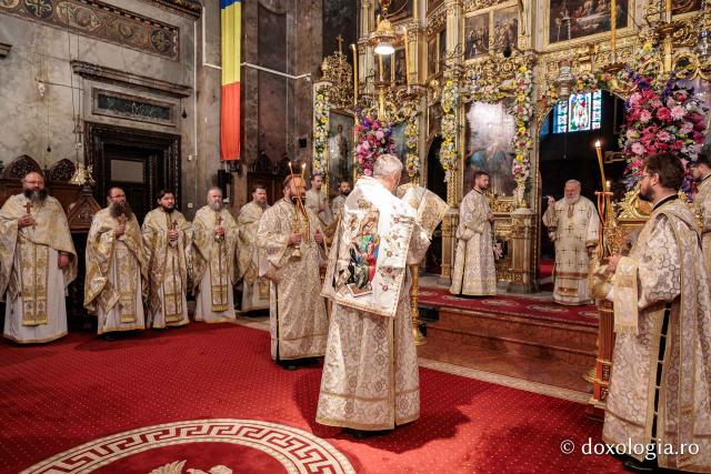 PS Visarion, Episcopul Tulcii, a slujit Sfânta Liturghie la Catedrala Mitropolitană din Iași în cea de-a patra zi de pelerinaj