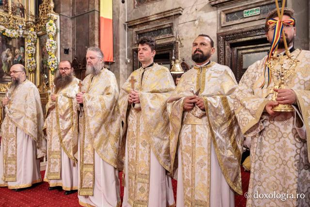 PS Visarion, Episcopul Tulcii, a slujit Sfânta Liturghie la Catedrala Mitropolitană din Iași în cea de-a patra zi de pelerinaj