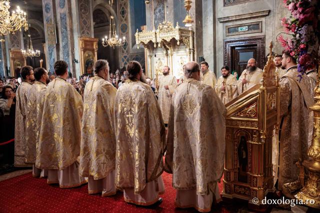 PS Visarion, Episcopul Tulcii, a slujit Sfânta Liturghie la Catedrala Mitropolitană din Iași în cea de-a patra zi de pelerinaj