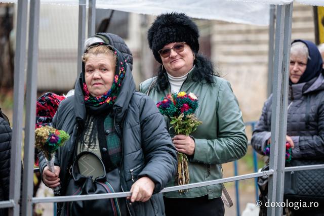 Jurnal de pelerin la Sfinții Cuvioși Parascheva și Paisie de la Sihăstria (ziua a V-a)