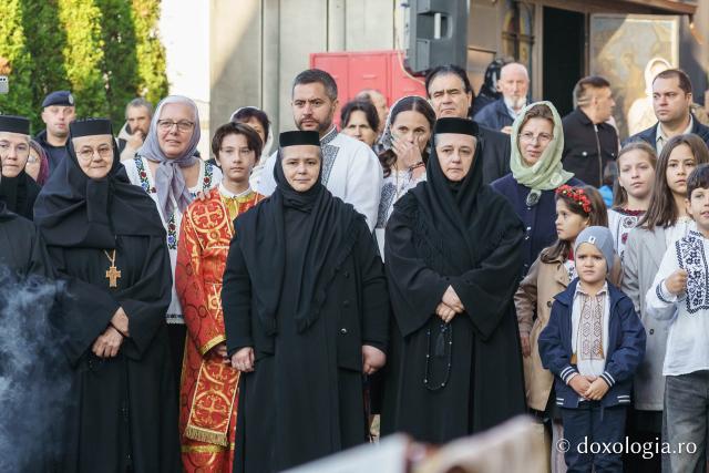 Sfințirea Bisericii „Sfinții Împărați Constantin și Elena” Galata din Iași
