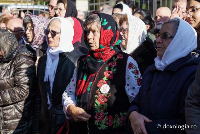 Sfințirea Bisericii „Sfinții Împărați Constantin și Elena” Galata din Iași