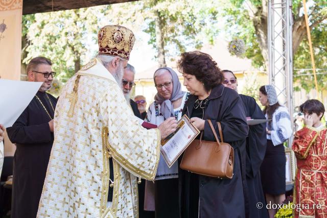 Sfințirea Bisericii „Sfinții Împărați Constantin și Elena” Galata din Iași
