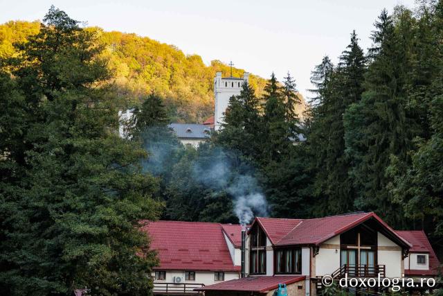 Priveghere la Mănăstirea Tismana în cinstea Sfintei Antonina