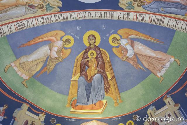 Biserica „Sfinții Împărați Constantin și Elena” – Galata din Iași în așteptarea veșmântului de sfințire