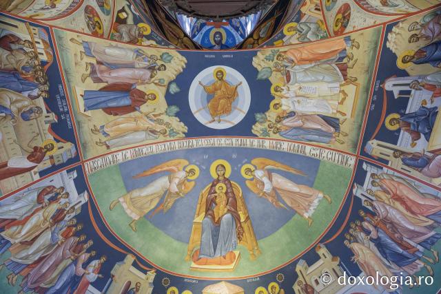 Biserica „Sfinții Împărați Constantin și Elena” – Galata din Iași în așteptarea veșmântului de sfințire