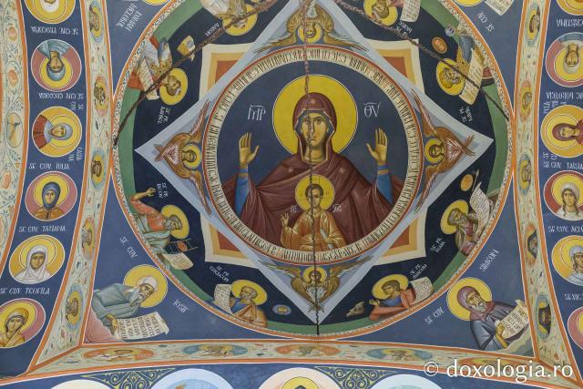 Biserica „Sfinții Împărați Constantin și Elena” – Galata din Iași în așteptarea veșmântului de sfințire