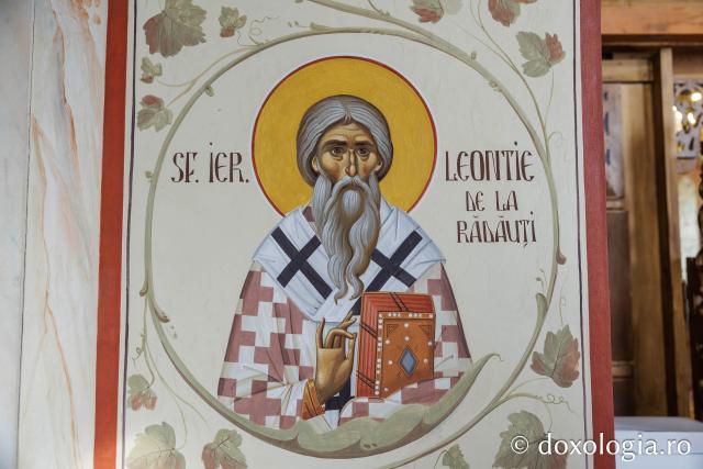 Biserica „Sfinții Împărați Constantin și Elena” – Galata din Iași în așteptarea veșmântului de sfințire