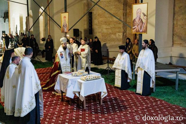 Priveghere la Mănăstirea Tismana în cinstea Sfintei Antonina