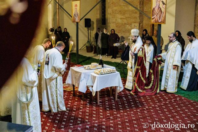 Priveghere la Mănăstirea Tismana în cinstea Sfintei Antonina