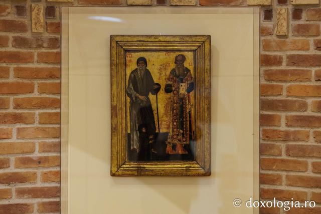 Expoziția „Sacrul la feminin, de la Facerea lumii la «Rugăciunea» lui Brâncuși” la Muzeul Mitropolitan din Iași