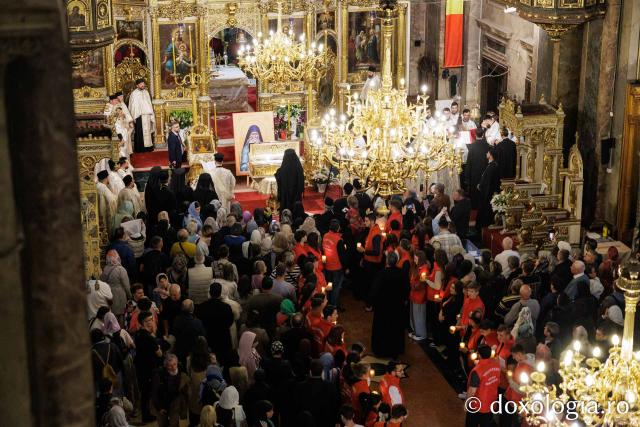 Întâmpinarea cinstitelor moaște ale Sfântului Cuvios Paisie de la Sihăstria