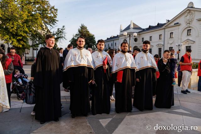 Întâmpinarea cinstitelor moaște ale Sfântului Cuvios Paisie de la Sihăstria
