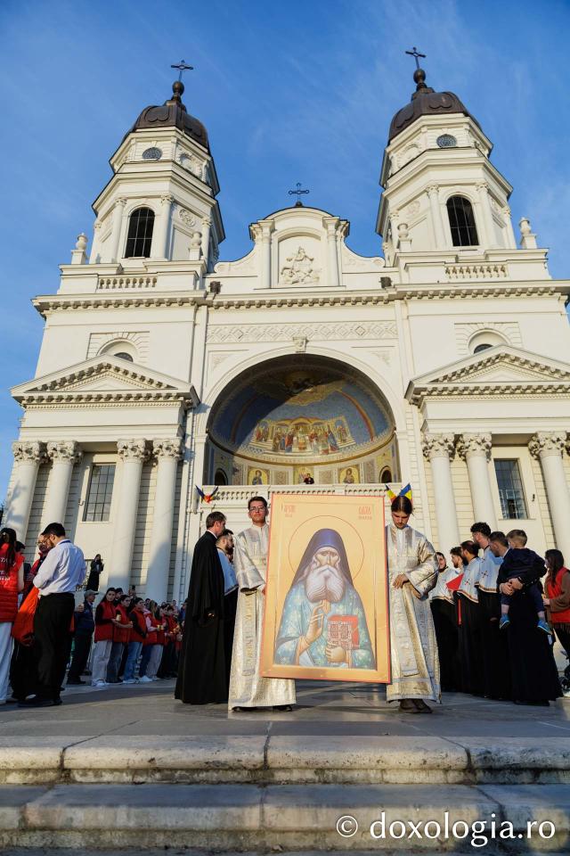 Întâmpinarea cinstitelor moaște ale Sfântului Cuvios Paisie de la Sihăstria