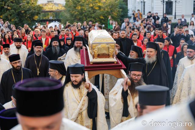 Întâmpinarea cinstitelor moaște ale Sfântului Cuvios Paisie de la Sihăstria