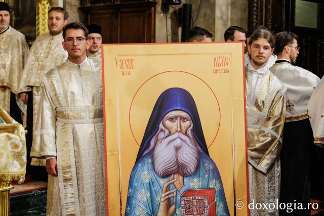 Întâmpinarea cinstitelor moaște ale Sfântului Cuvios Paisie de la Sihăstria