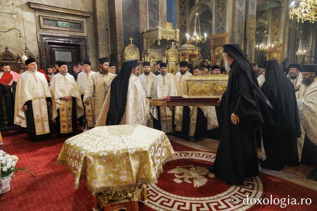 Întâmpinarea cinstitelor moaște ale Sfântului Cuvios Paisie de la Sihăstria